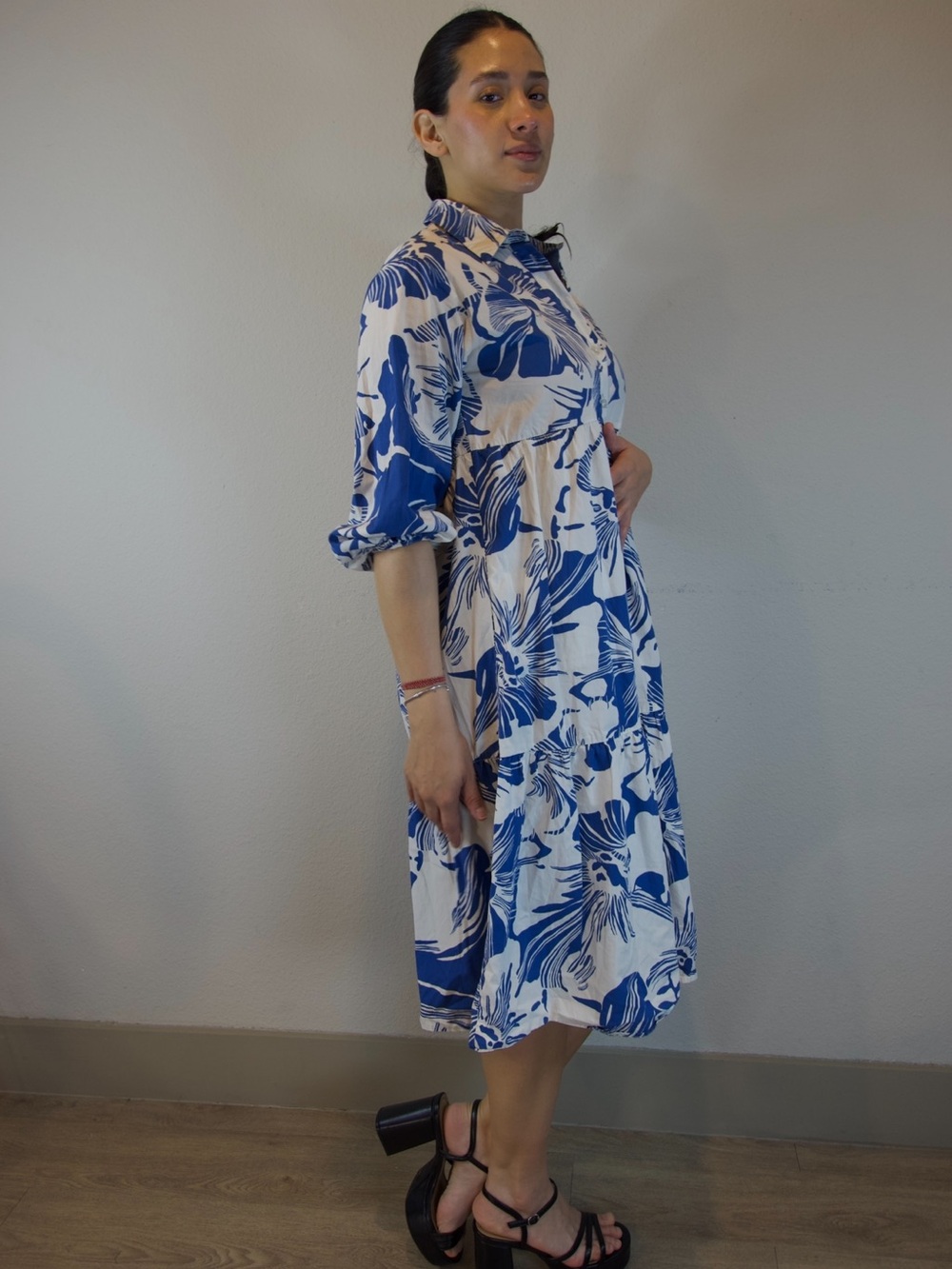 Maeve by Anthropologie Floral Tiered Shirt Dress in Blue and White - Picture 4 of 6